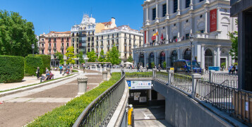 Parking Plaza de Oriente